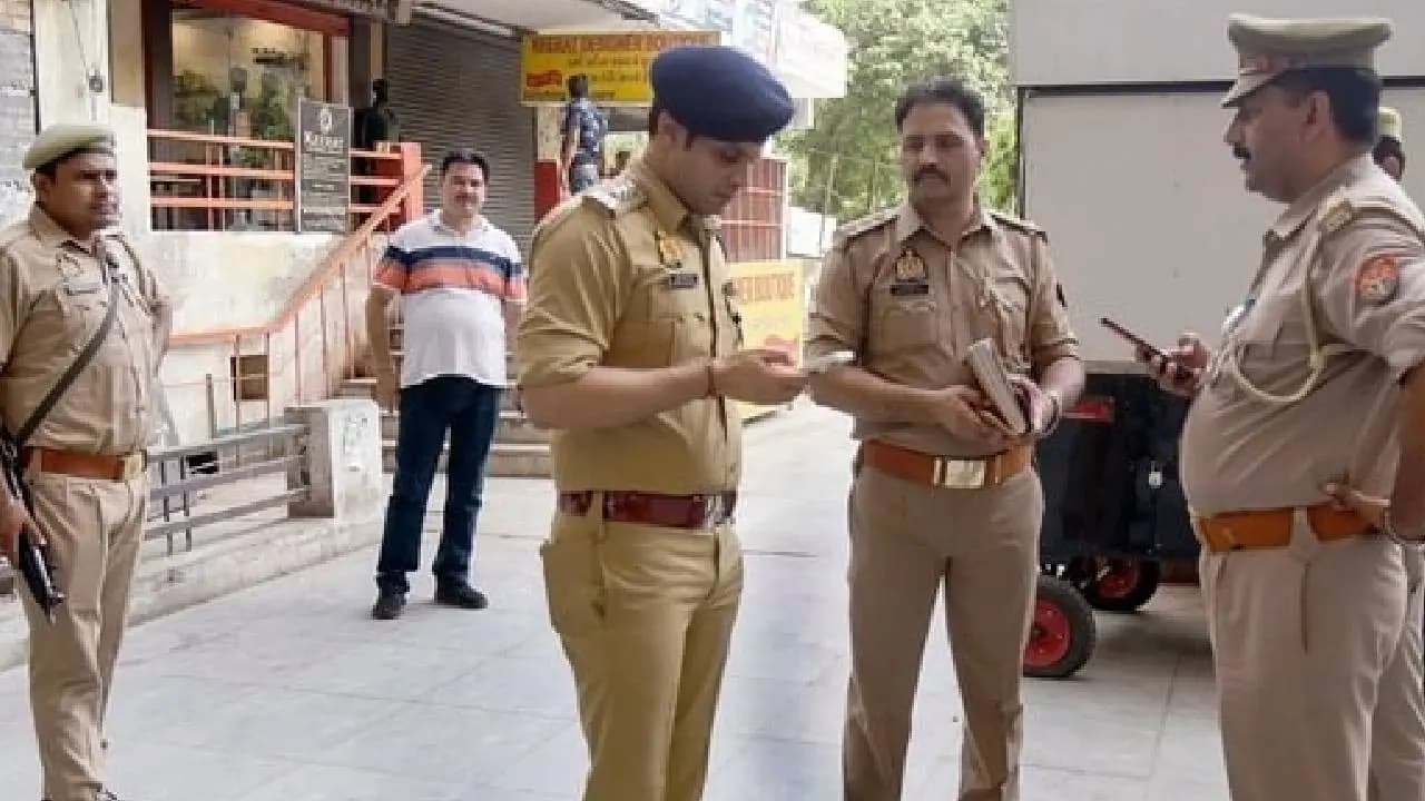 Wife-daughter duo held for allegedly beating husband to death in UPs Bareilly 