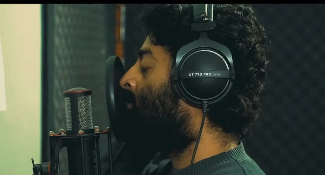 Aamir Khan shares his reaction after working with arijit singh for upcoming film ek din 