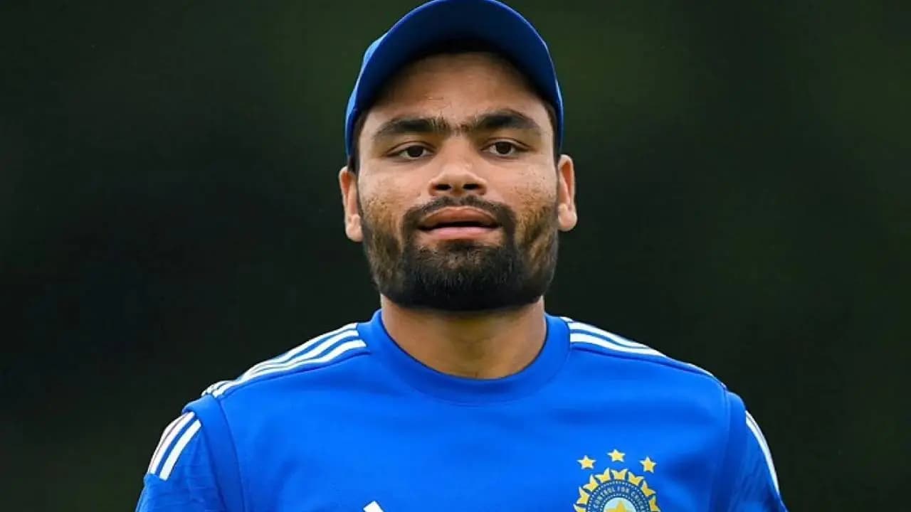 T20 world cup: Rinku singh goes to house to visit father