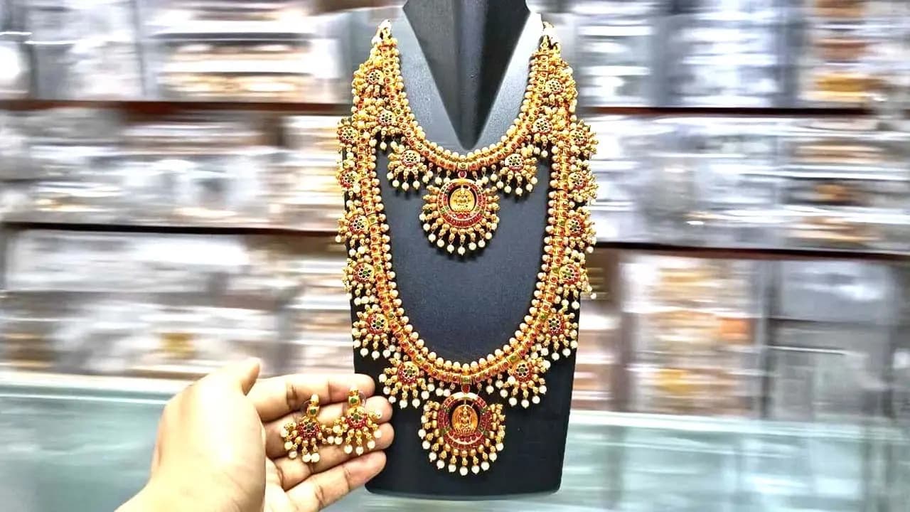 Gold dips and Silver slips should everyone buy now