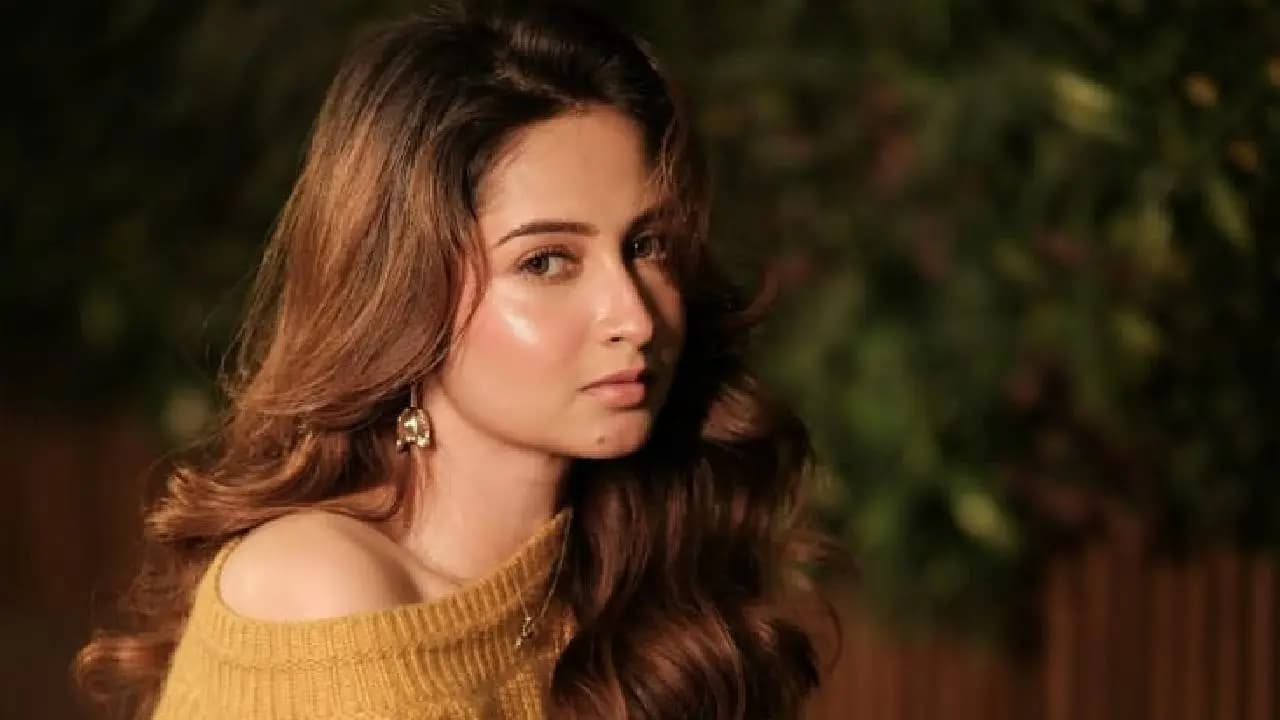 Shreema Bhattacherjee shared the moment of her birthday celebration at midnight 