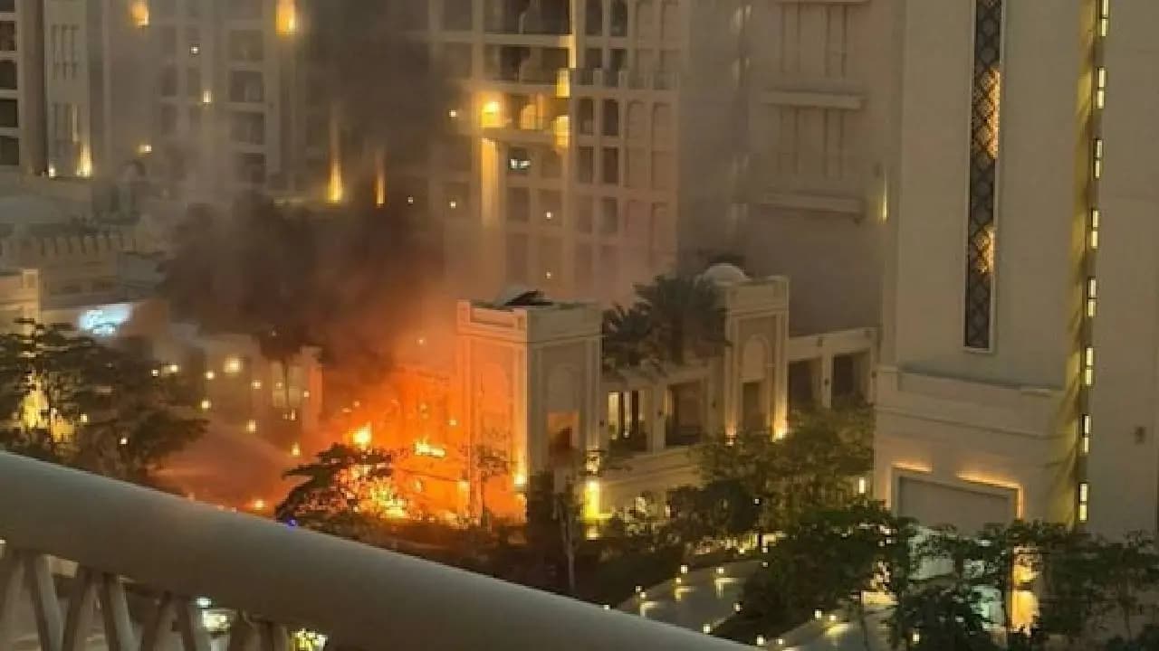 Explosion At The Palm In Dubai All Flight Operations Suspended at Dubai International Airport 