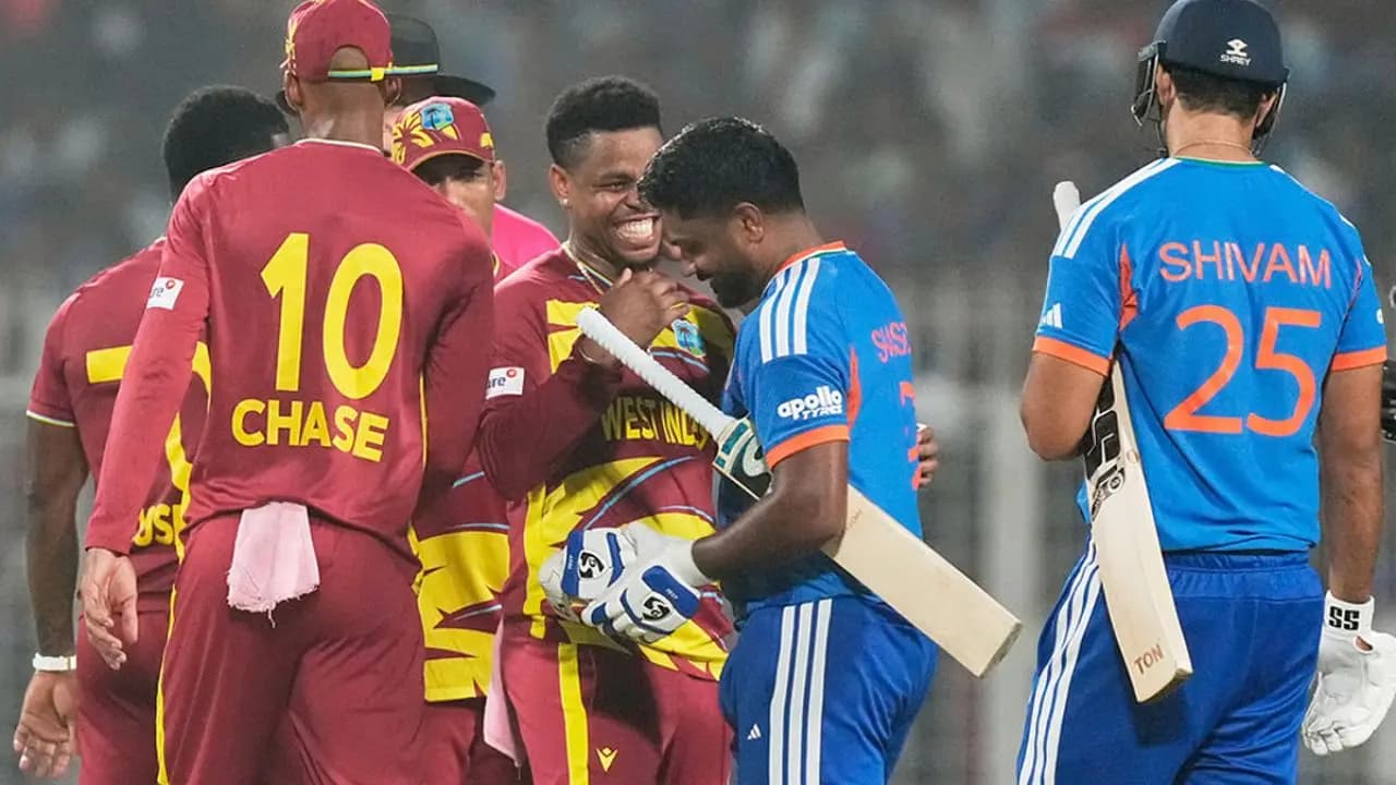 ইডেনে ভারত ও ওয়েস্ট ইন্ডিজ ম্যাচের একটি মুহূর্ত। ছবি: সংগৃহীত। 