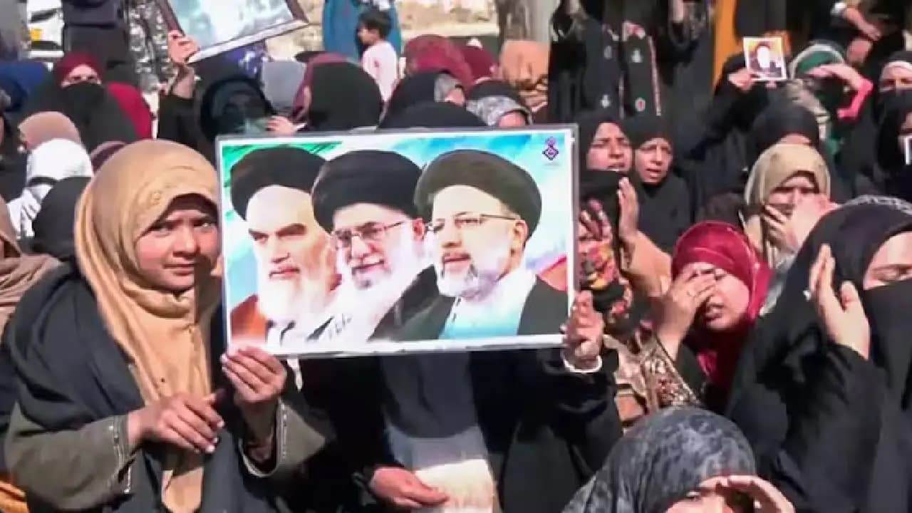 Kashmir Schools and Colleges Closed Until March 7 Amid Protests Over Khamenei's Death