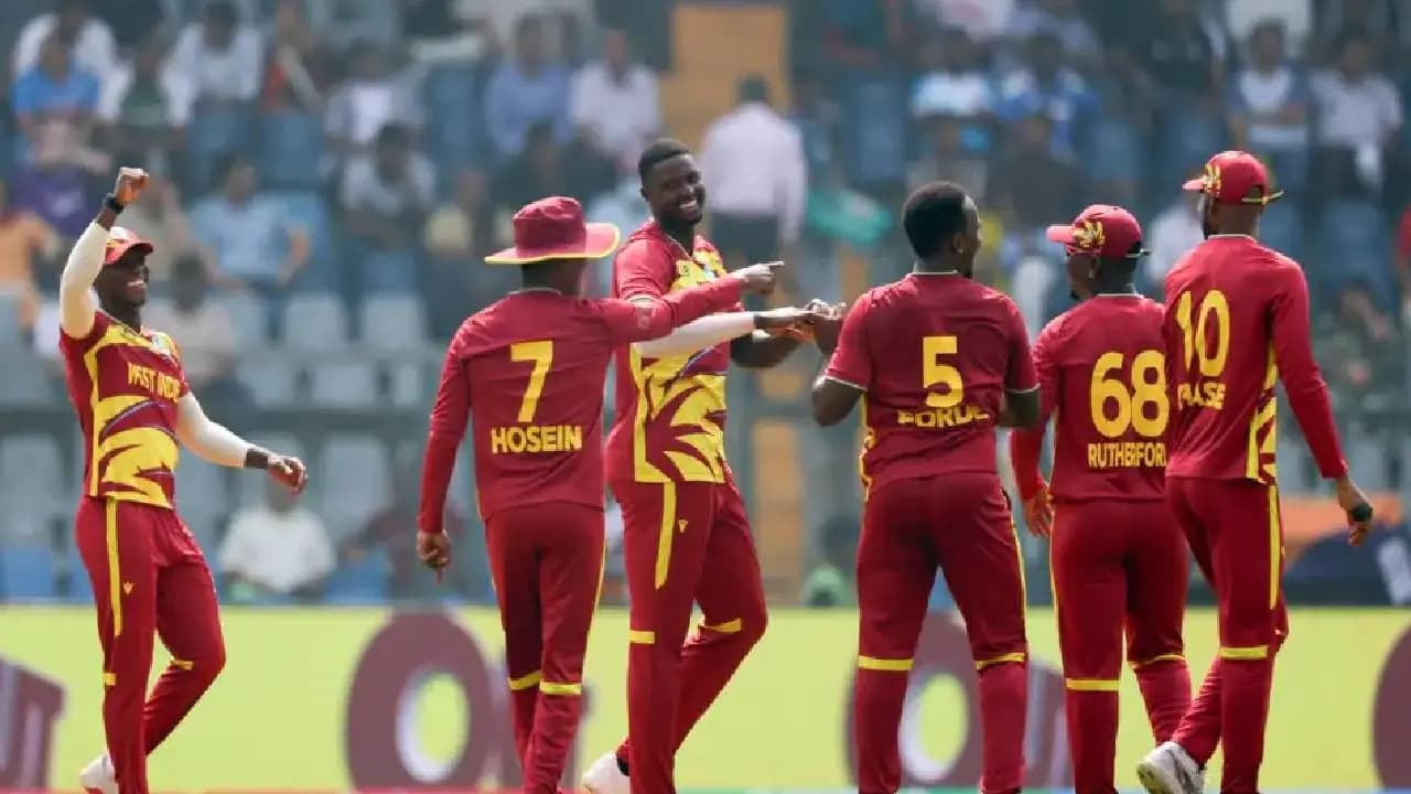 T20 world cup: west indies coach darren sammy wants to go home after team stranded in india