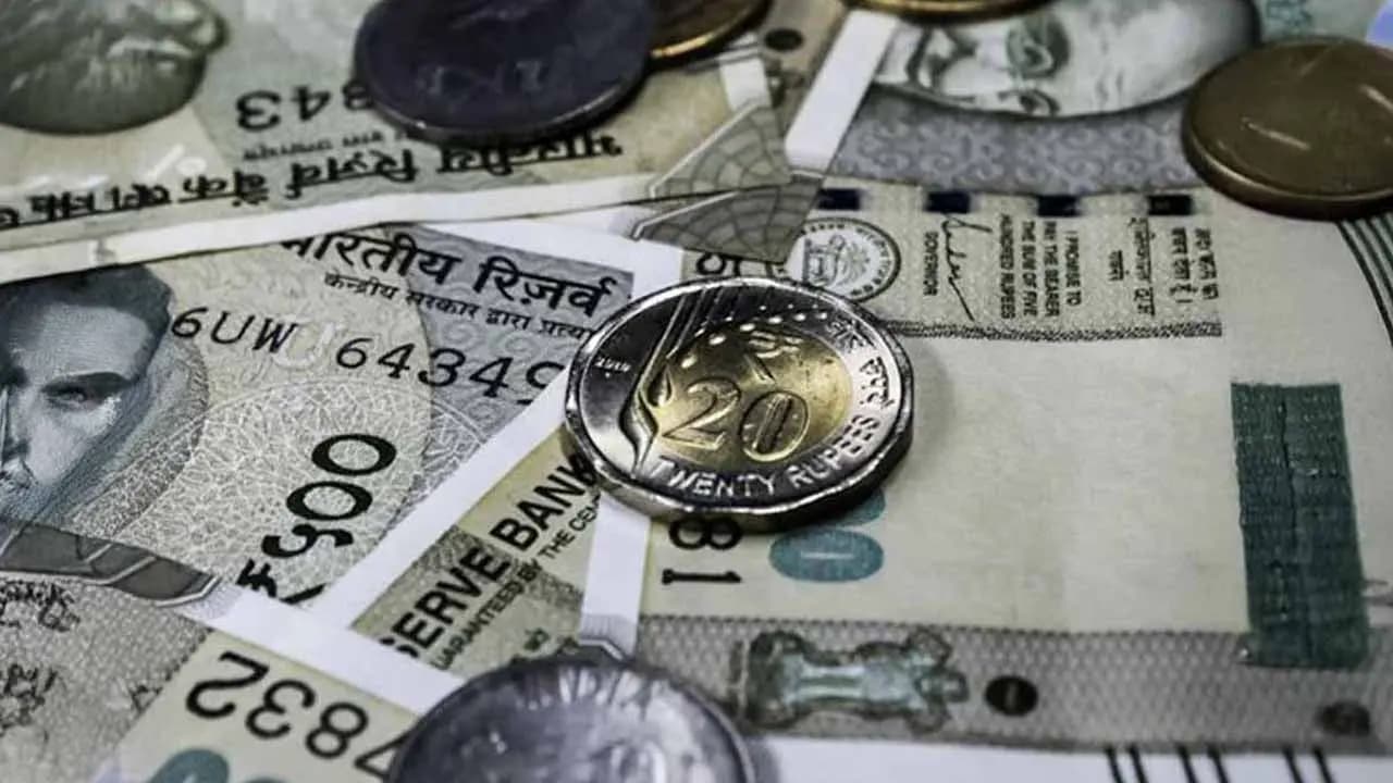 Indian Rupee Hits Record Low Near 92 Against Dollar as West Asia Conflict Spikes Oil Prices