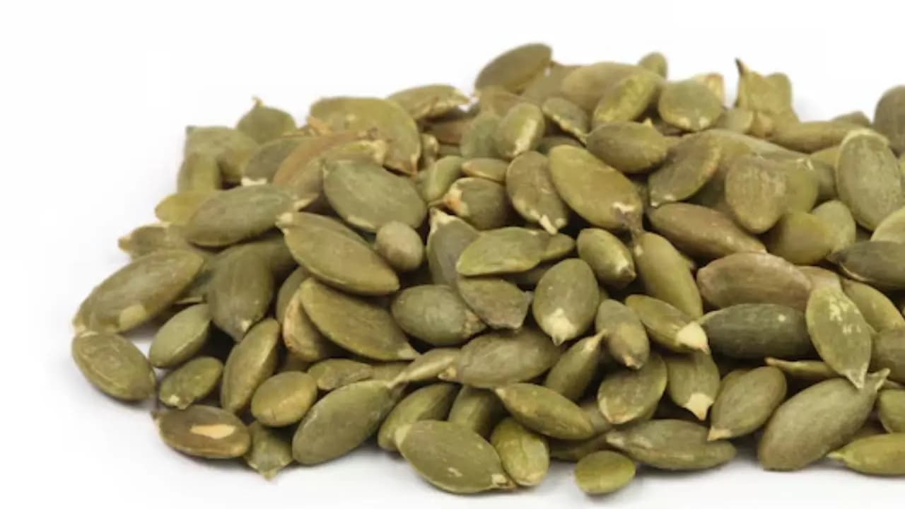 Pumpkin Seed Health Benefits: Why You Should Eat Them Daily and the Right Amount to Consume