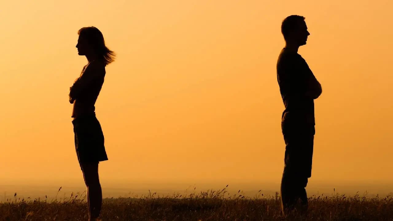 Chinese Couple Separated During Honeymoon As Iran Strikes Trigger Flight Cancellations 