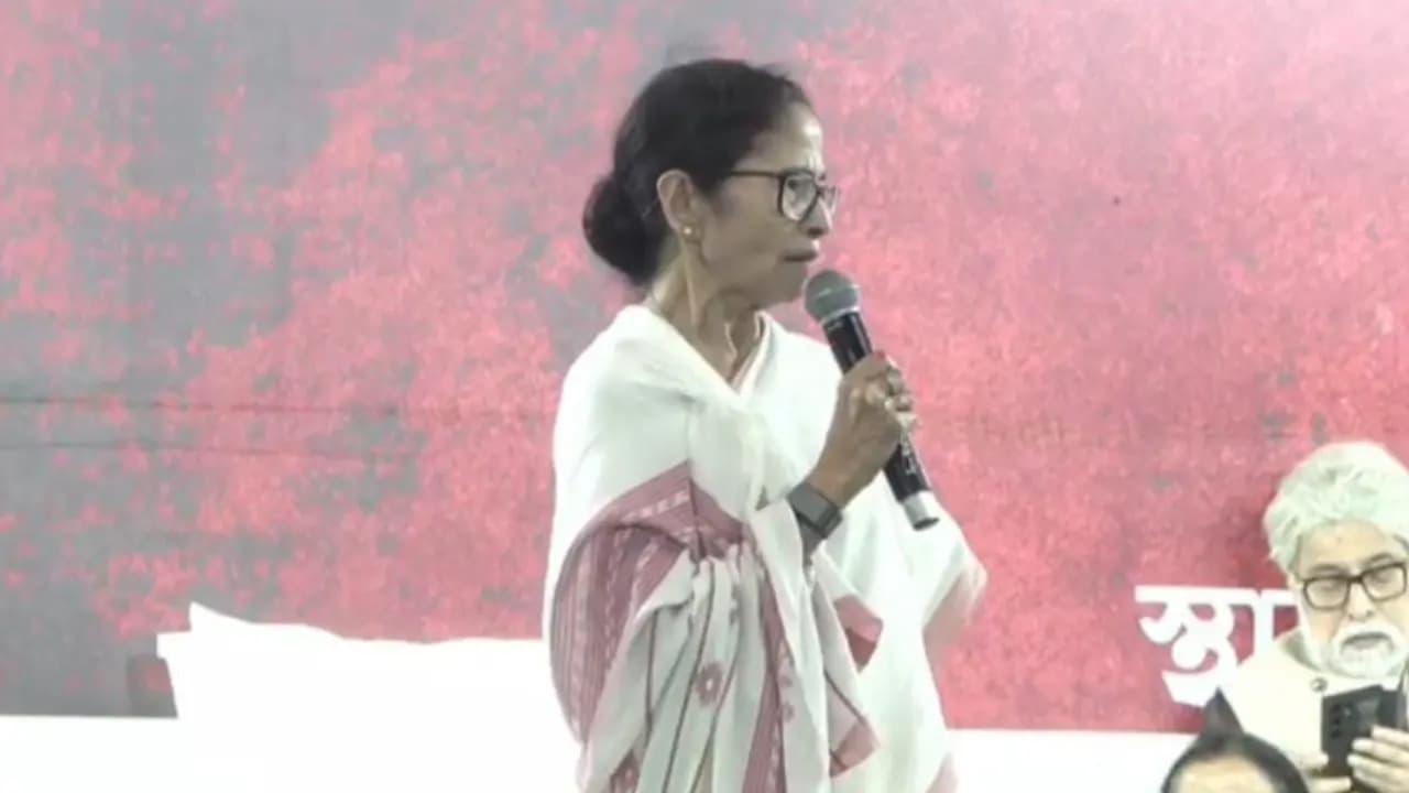 Image: Correspondent