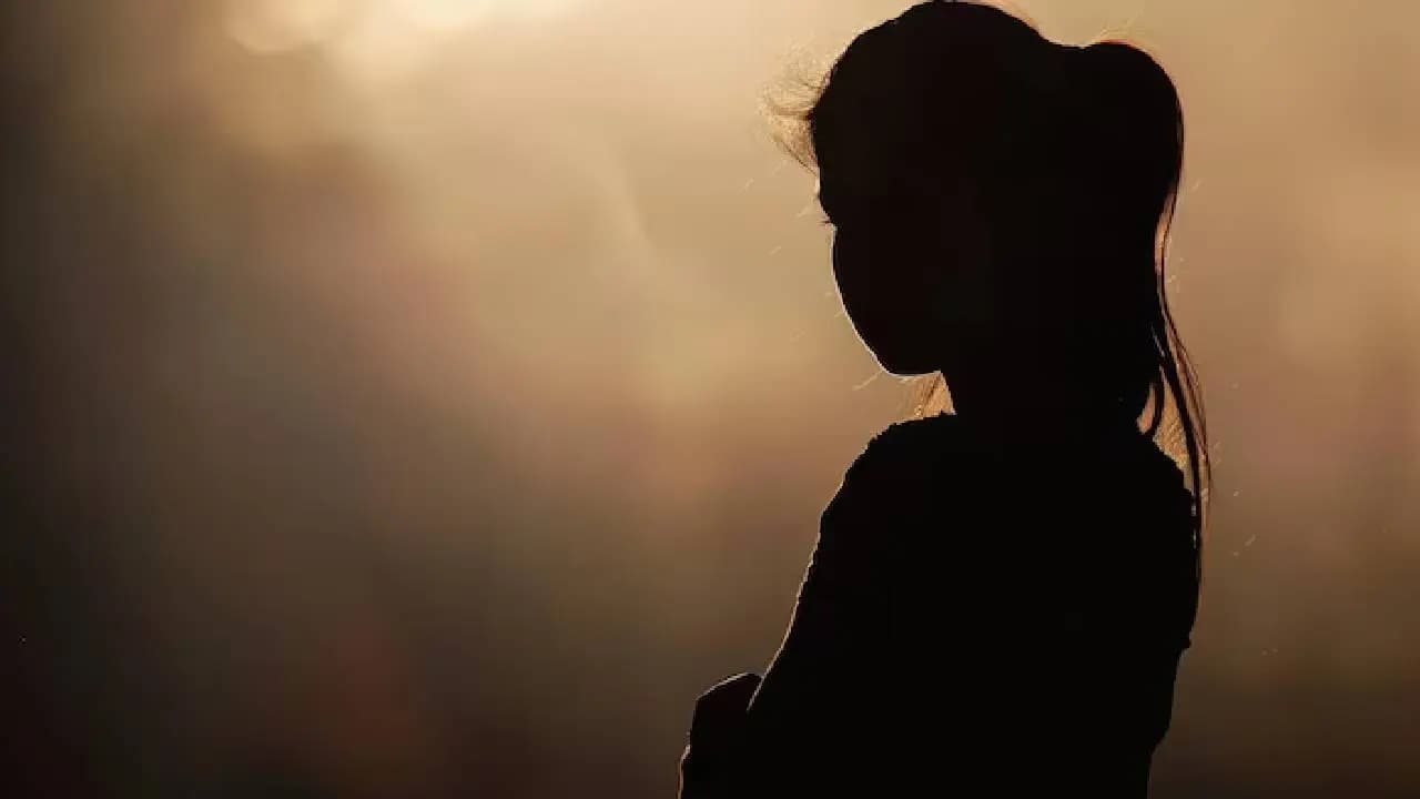 Sameera Reddy Recalls Being Forced to Lighten Skin Tone With Makeup Early in Her Career