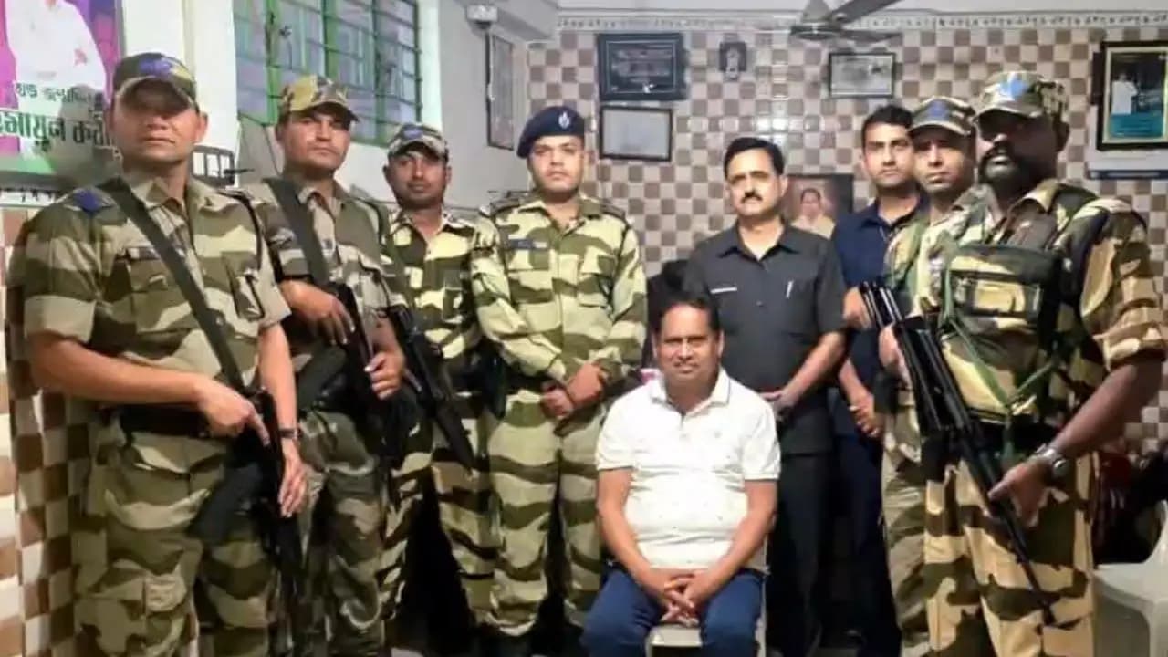 Humayun Kabir Loses State Security After Receiving Central Y-Plus Cover