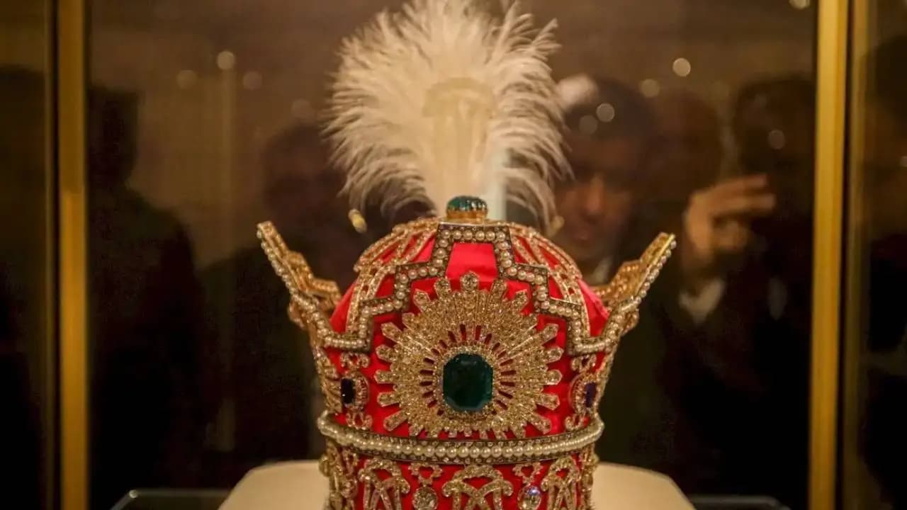 Iranian Crown Jewels: Inside the World’s Most Expensive 20 Billion Royal Treasury