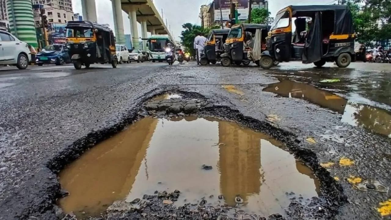 Pothole Jolt Revives 'Brain Dead' Woman on Way to Funeral in Uttar Pradesh