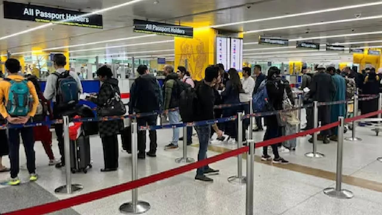 Abu Dhabi to Delhi Flight Fares Hit 70,000 as Iran-Israel Conflict Hits Air Travel