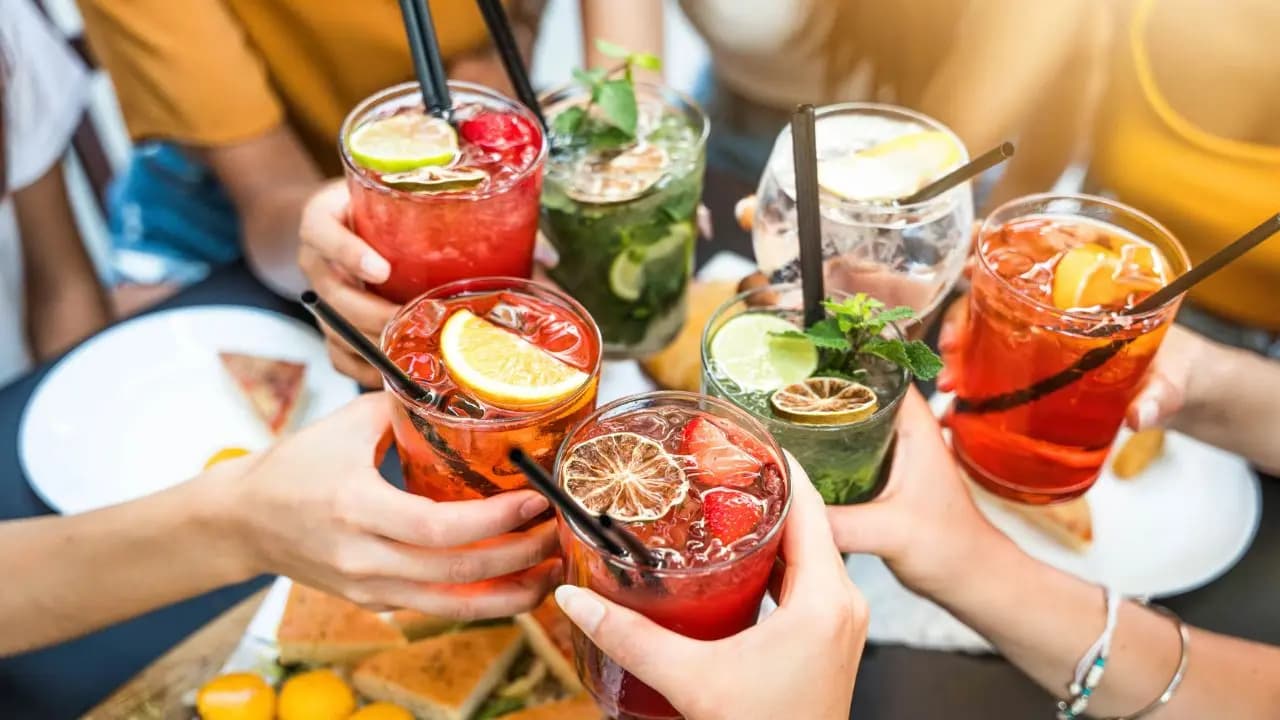 4 Refreshing Iftar Drink Recipes to Stay Hydrated and Cool This Ramadan