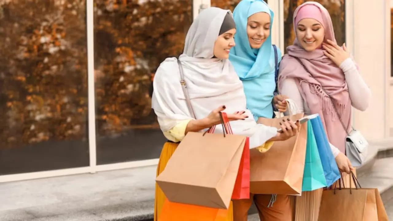 Eid Shopping Tips: How to Avoid Dizziness and Dehydration While Fasting During Ramadan