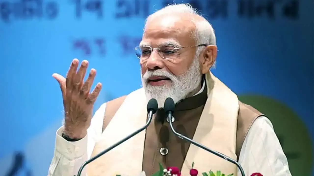 Narendra Modi in Kolkata: PM Narendra Modi to inaugurate several projects in West Bengal worth 18000 crores rupees