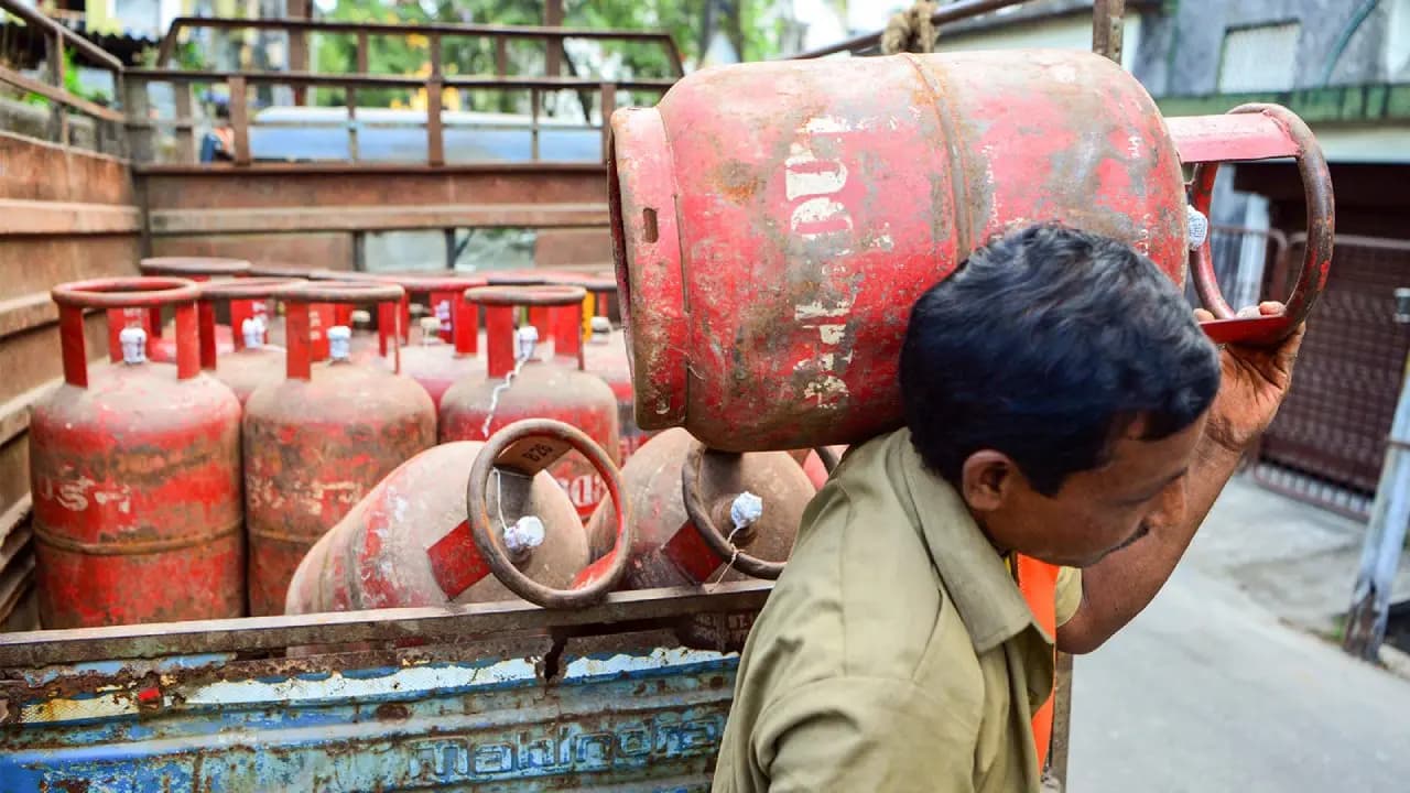 LPG Price Today: check out the domestic and commercial LPG cylinder price across cities in India