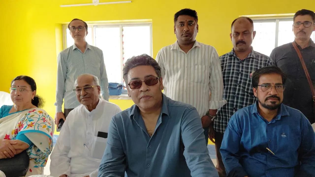 Bengal Elections 2026: Trinamool congress Indranil Sen Eyes Third Term in Chandannagar