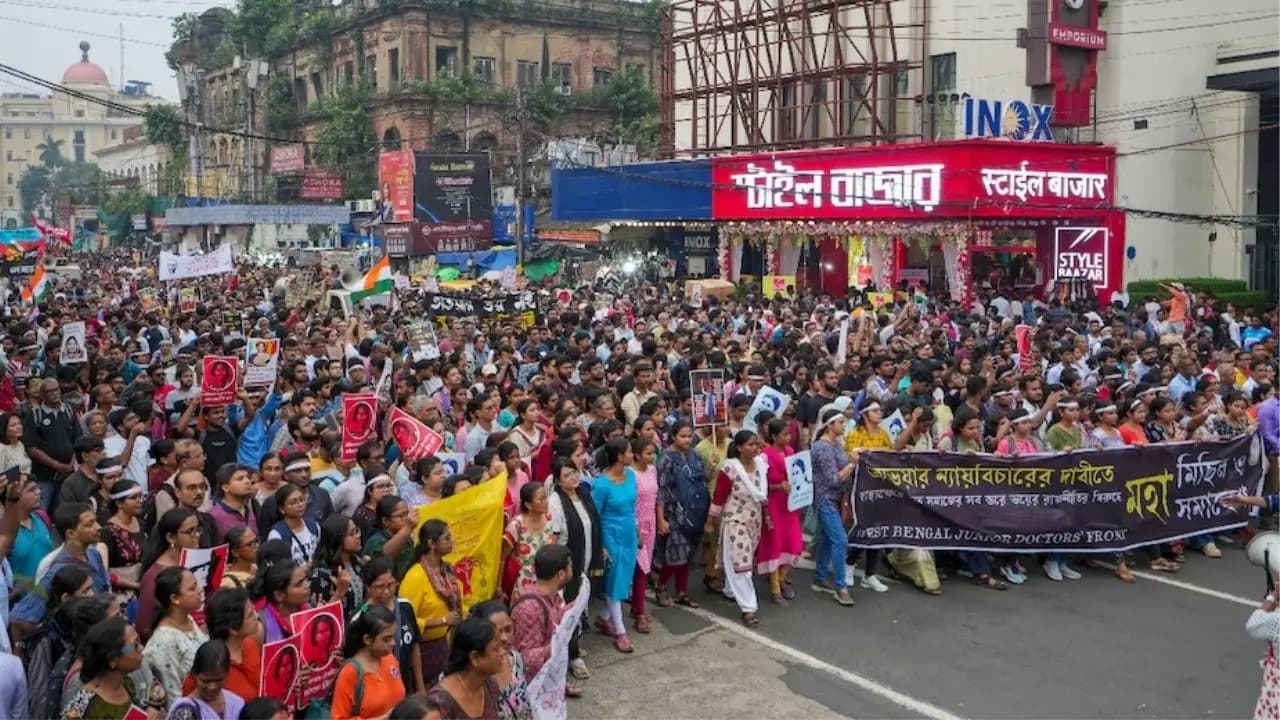 R.G. Kar Victim's Father Criticizes Left Front, Confirms Mother to Contest on BJP Ticket here Kalatan Dasgupta Srijan Bhattacharya reaction