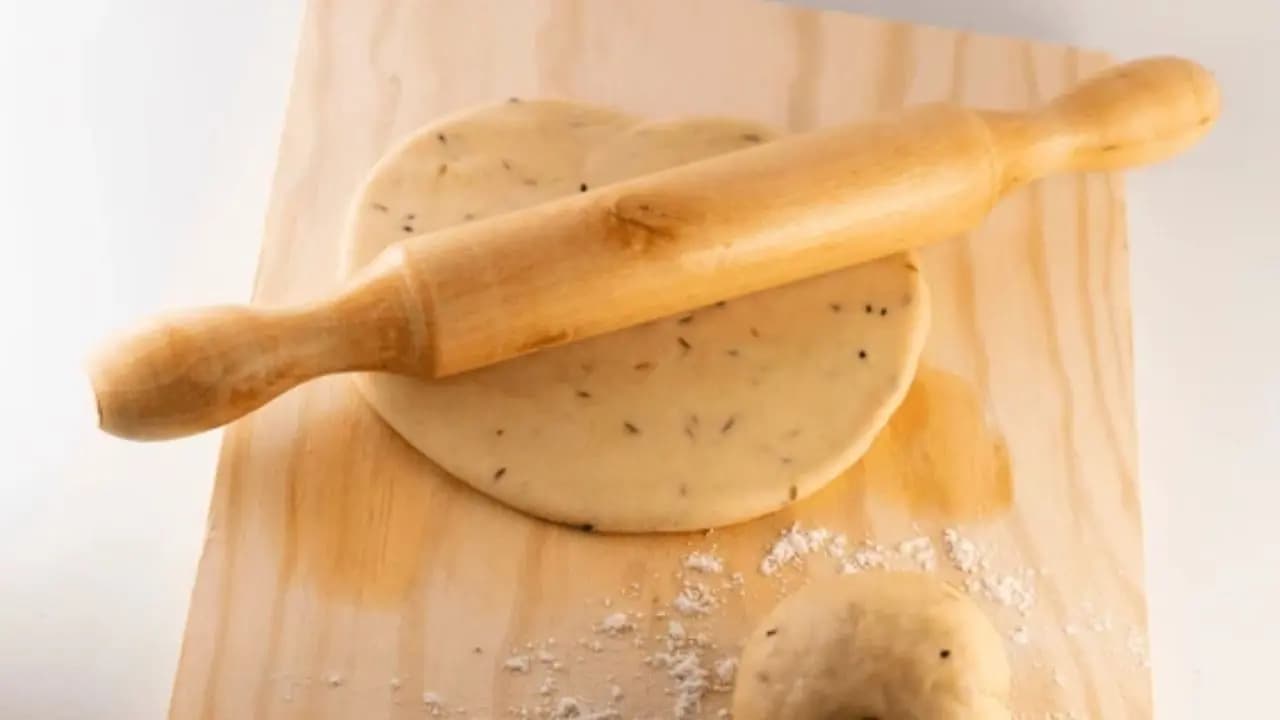 Vastu Tips: How Using a Rolling Pin aka belan Can Remove Negative Energy and Astro Dosha for Success