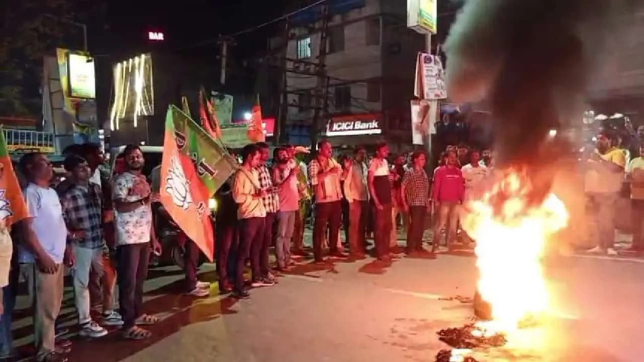 Bengal Elections 2026 BJP Workers Protest in Murshidabad Over Candidate List for Jangipur and Khargram Seats