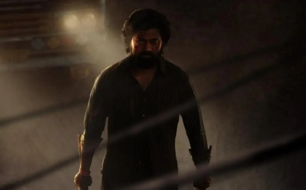 On the first day of the release of Khadan the hall is overflowing 