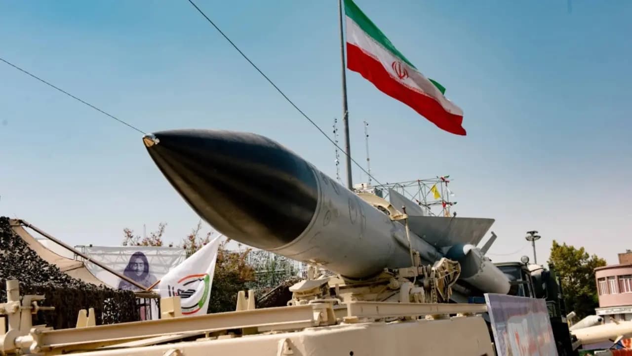 Iran Targets US Diego Garcia Base: Ballistic Missiles Expand Conflict to Indian Ocean