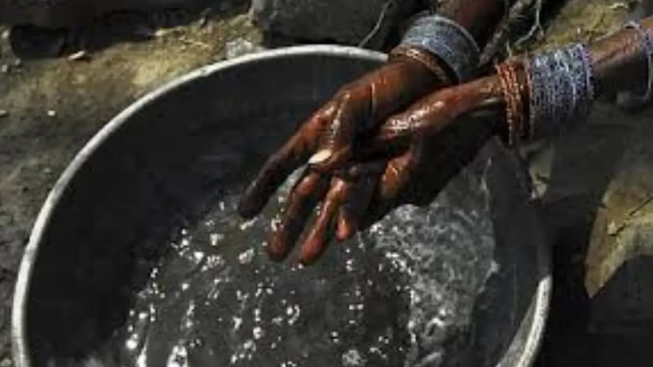 In the past 7 years, 622 people have died while cleaning septic tanks in the country 