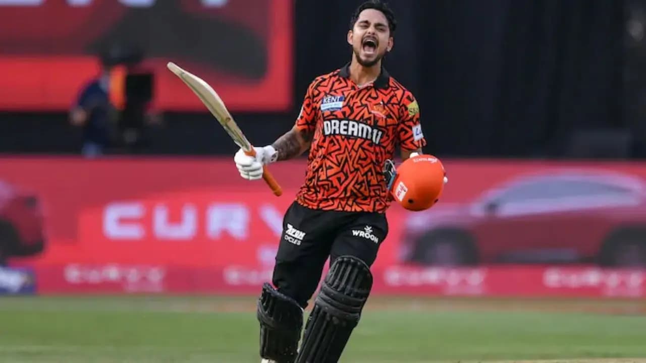 Ishan Kishan Mocked by Zeeshan Ansari During Sunrisers Hyderabad IPL Practice Match