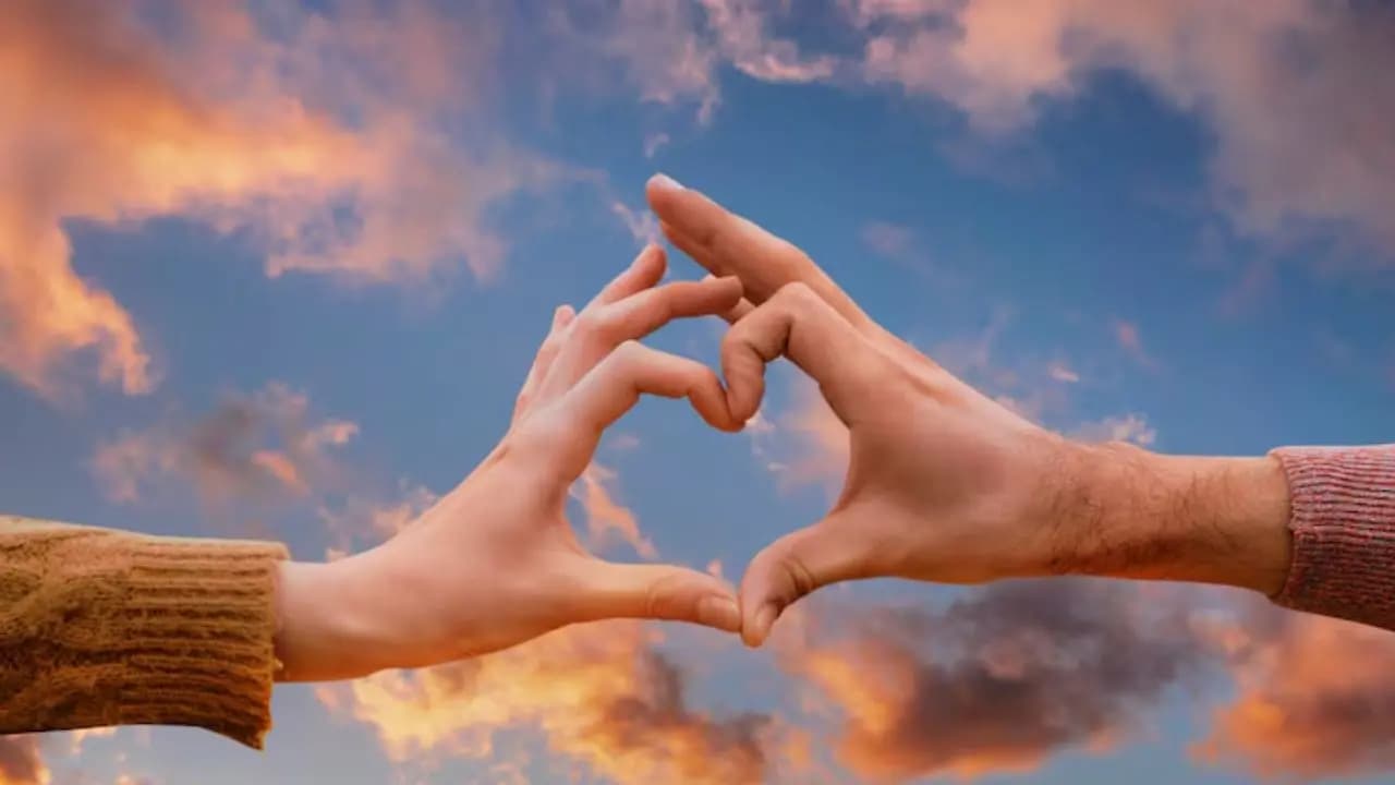 Is 'Delulu' Dating Harmful? Why Gen Z’s Romantic Idealism May Lead to Long-term Heartbreak