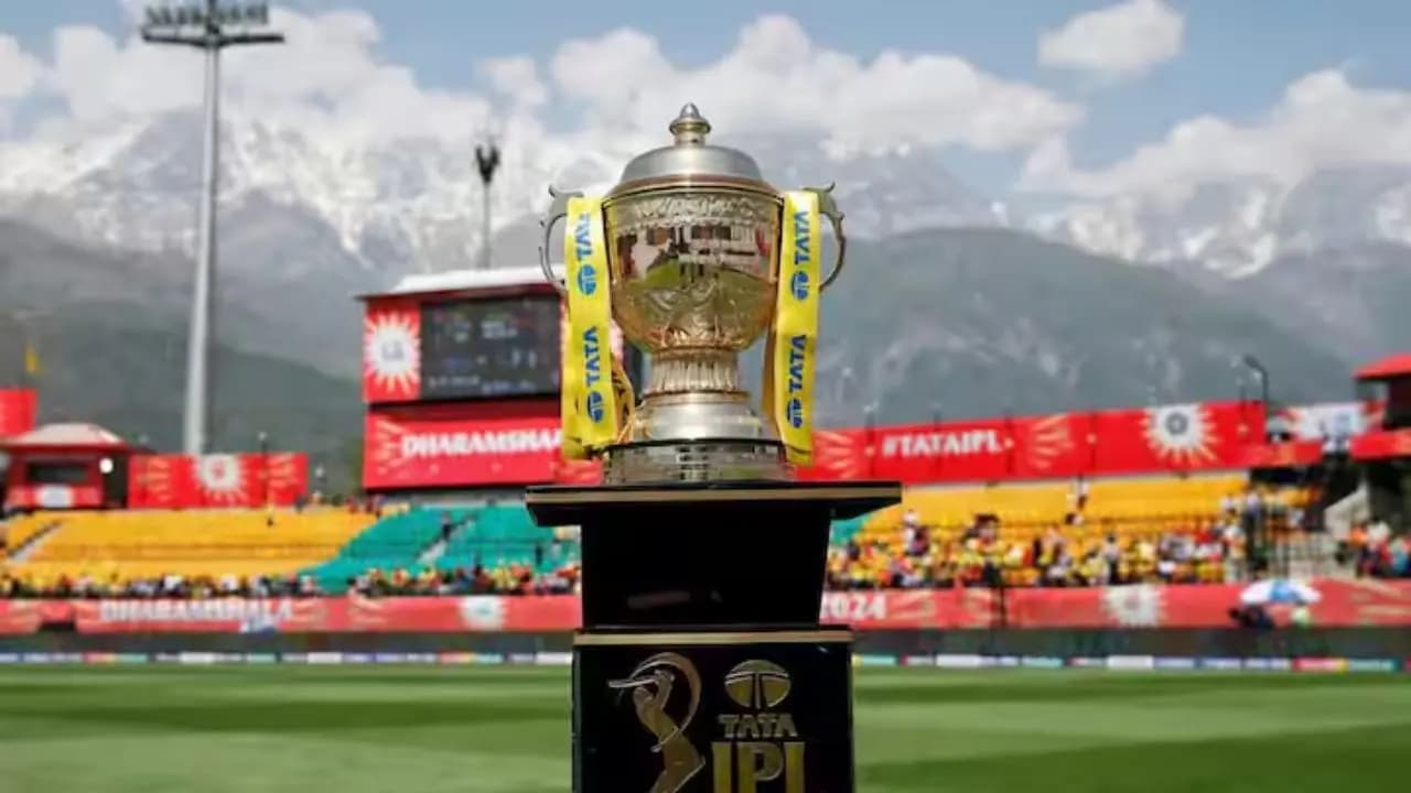 Kevin Pietersen Snubs Rohit Sharma, Hardik Pandya in All-Time IPL XI; Names MS Dhoni Captain