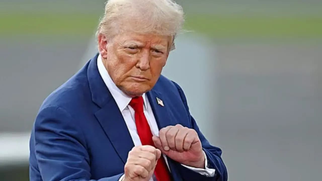 Trump Postpones Iran Energy Strikes Amid Conflicting Claims of Peace Talks