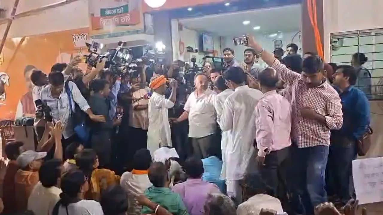 Bengal Elections 2026: BJP Workers Requested To Change Candidates By Touching Samik Bhattacharya's Foot 