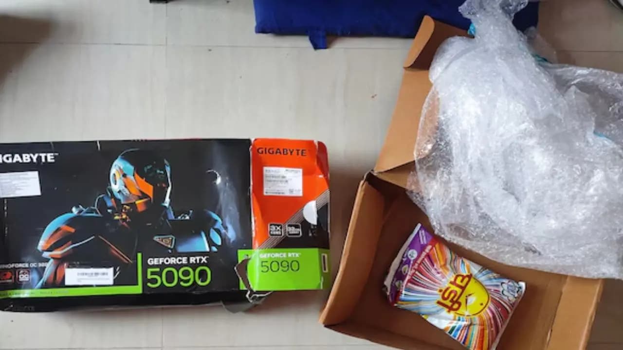 man orders rs 3lakh graphics card receives detergent powder insteads social media reacts