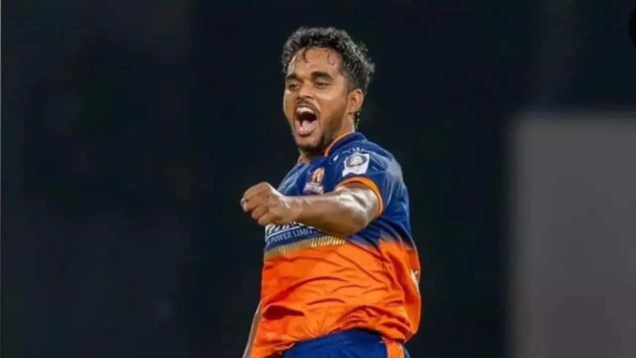 RCB Signs Mangesh Yadav for ₹5.20 Cr: Truck Driver’s Son Joins Virat Kohli for IPL 2026