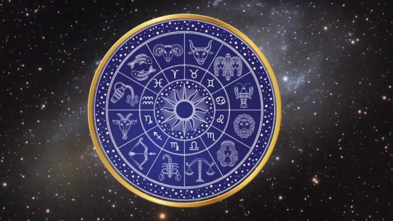 Vastu Tips for Career Growth: Best Sitting Directions for All 12 Zodiac Signs