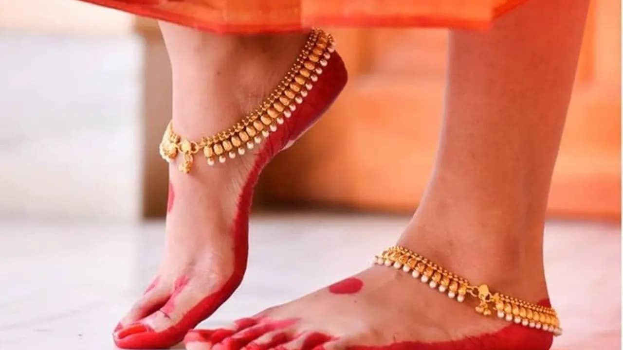 Follow these rules while applying Alta during Navratri, beauty and good fortune will remain throughout the year.