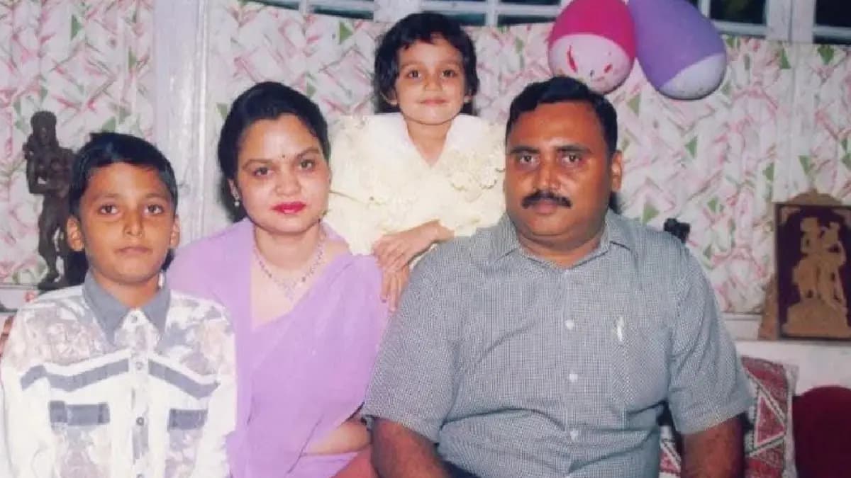 Former Karnataka dgp Om Prakash killed at home wife arrested in connection with death case