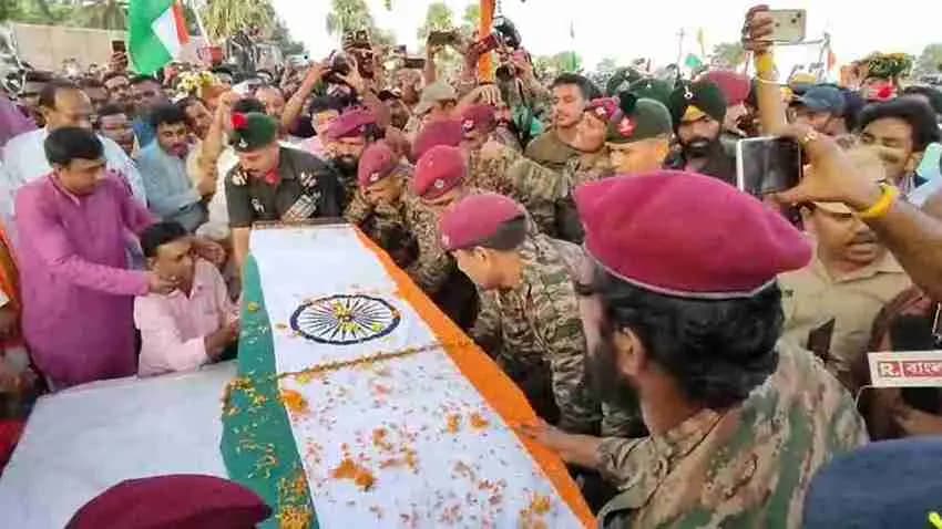 Bodies of two martyrs brought back to their villages