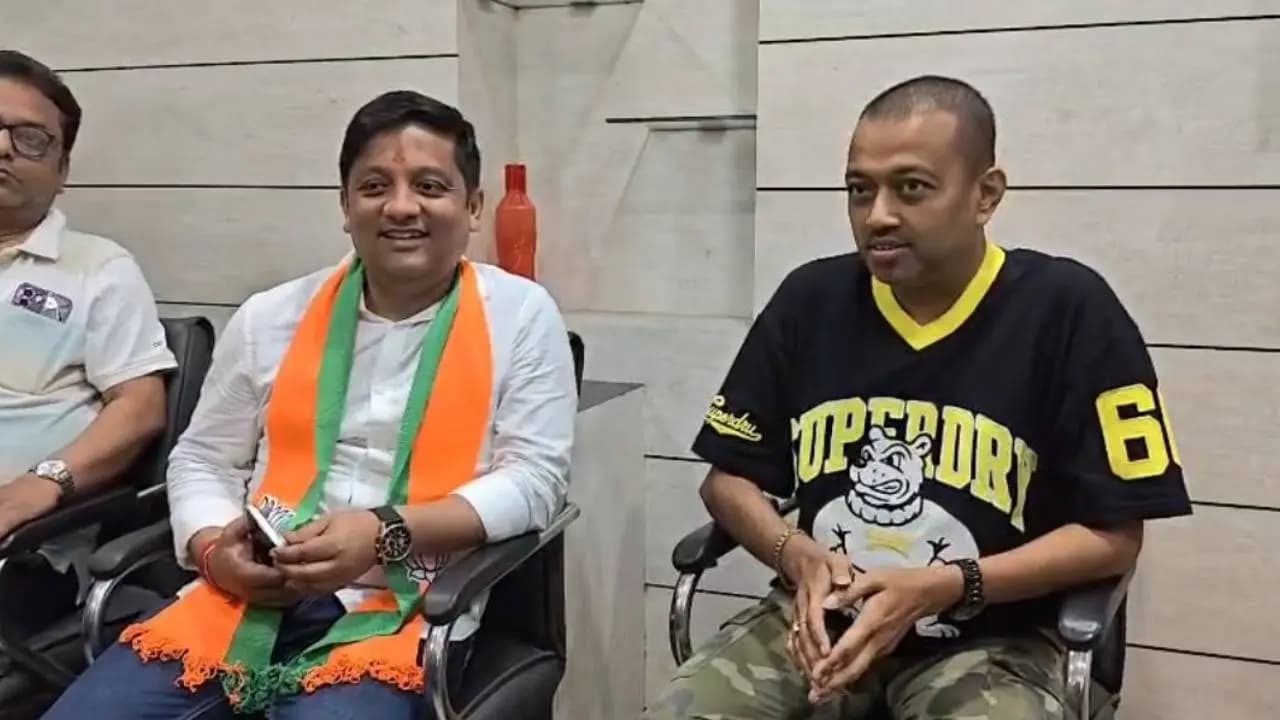Sudipta Das Meets Subhrangshu Roy: BJP Candidate’s Visit to TMC Leader Sparks Bijpur Speculation