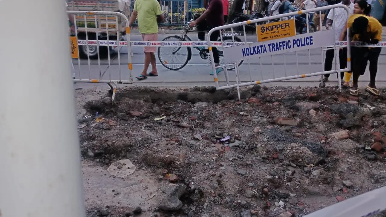 Women decomposed body found in Bidhan Sarani road gnr 