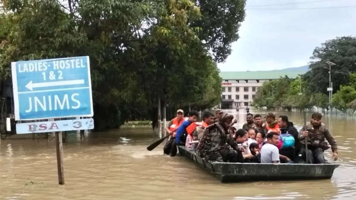 Indian Army continuing their rescue operation in Sikkim and Manipur