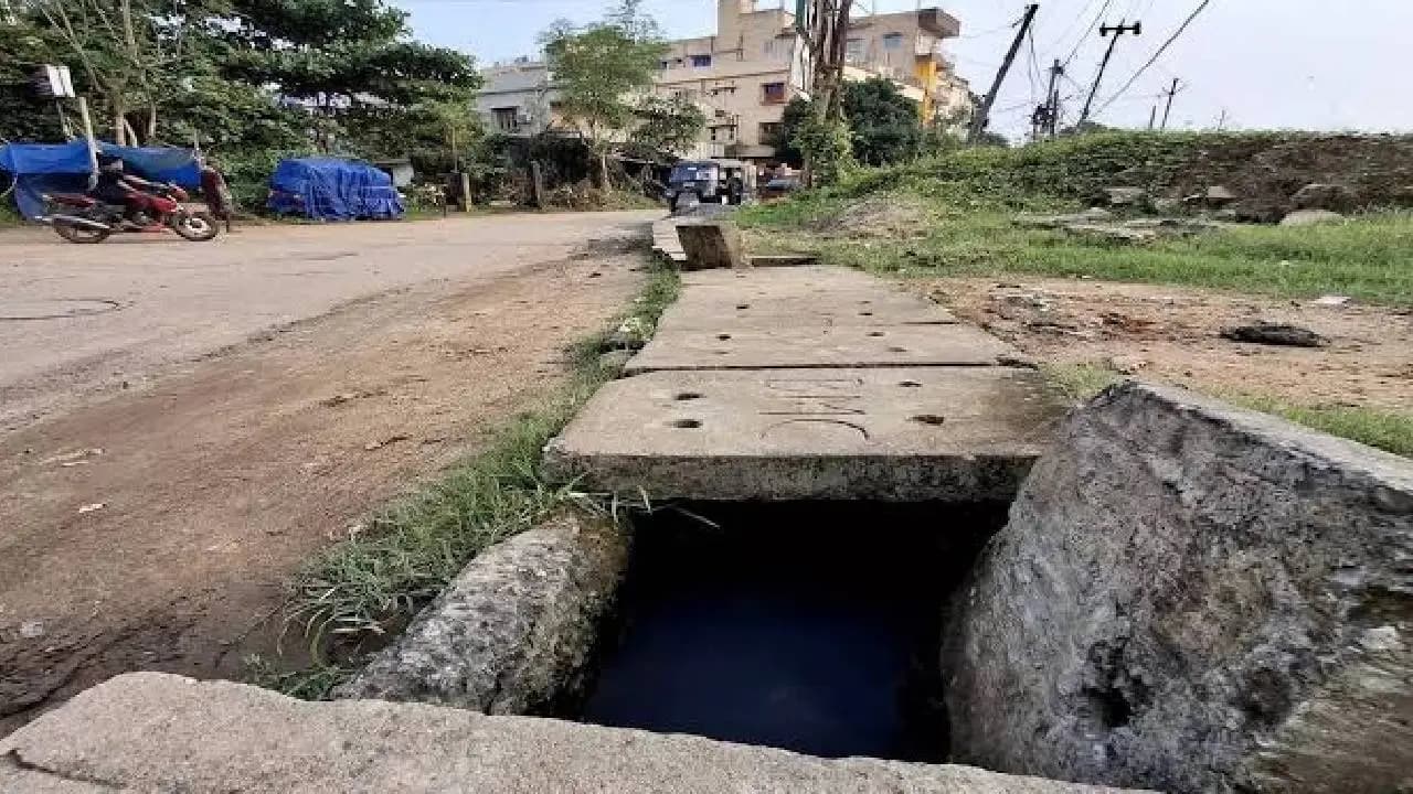 Man Falls Into Open Drain In Bareilly, Body Found After 30 Hours