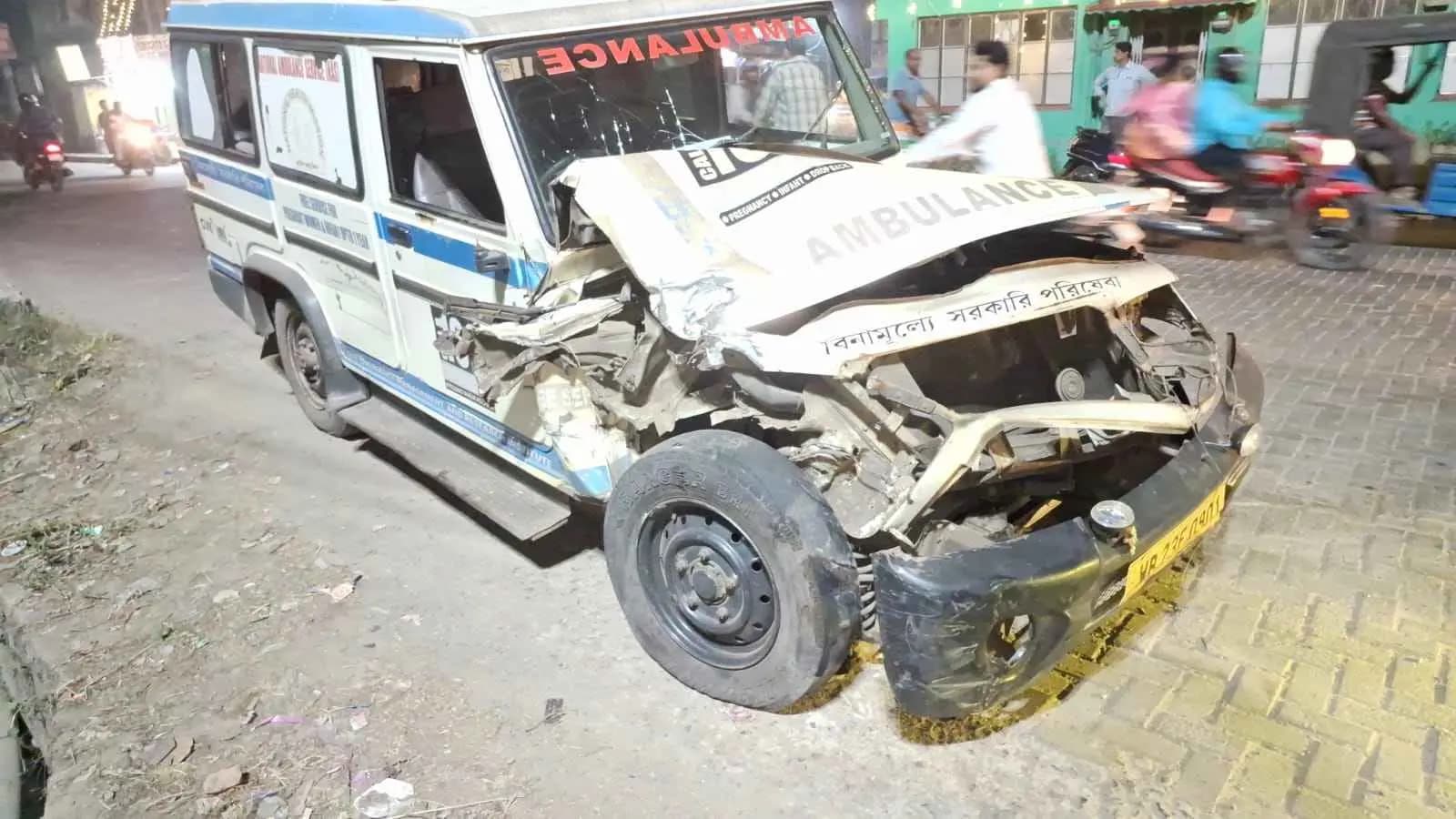 Hooghly ambulance accident child among few injured gnr 