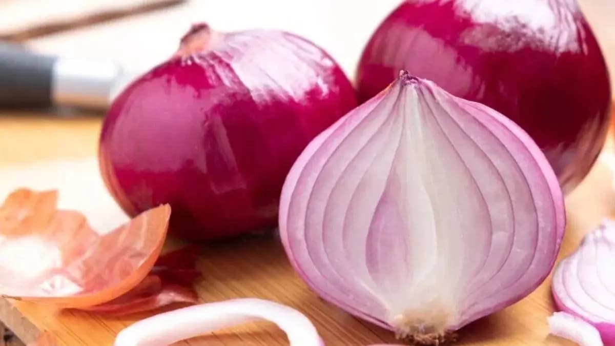 Possible Side Effects of Eating Raw Onion 