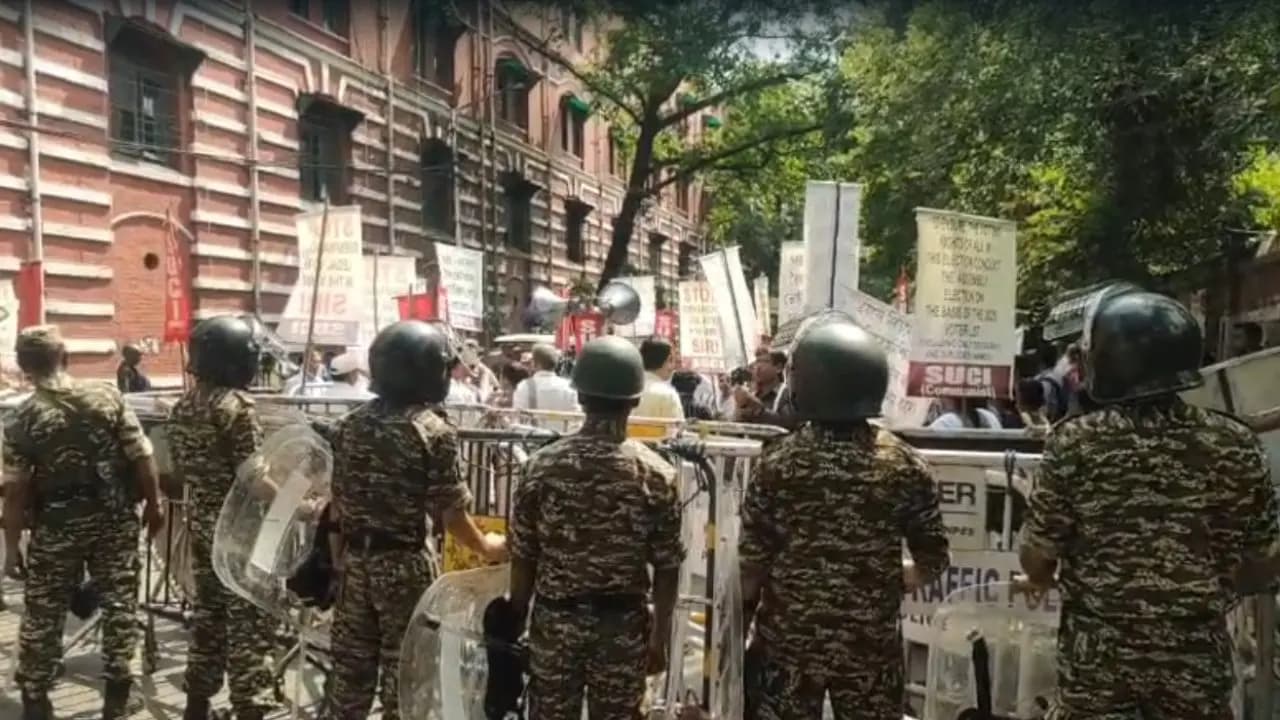 Bengal Elections 2026: chaos outside of the WBCEO on Strand Road