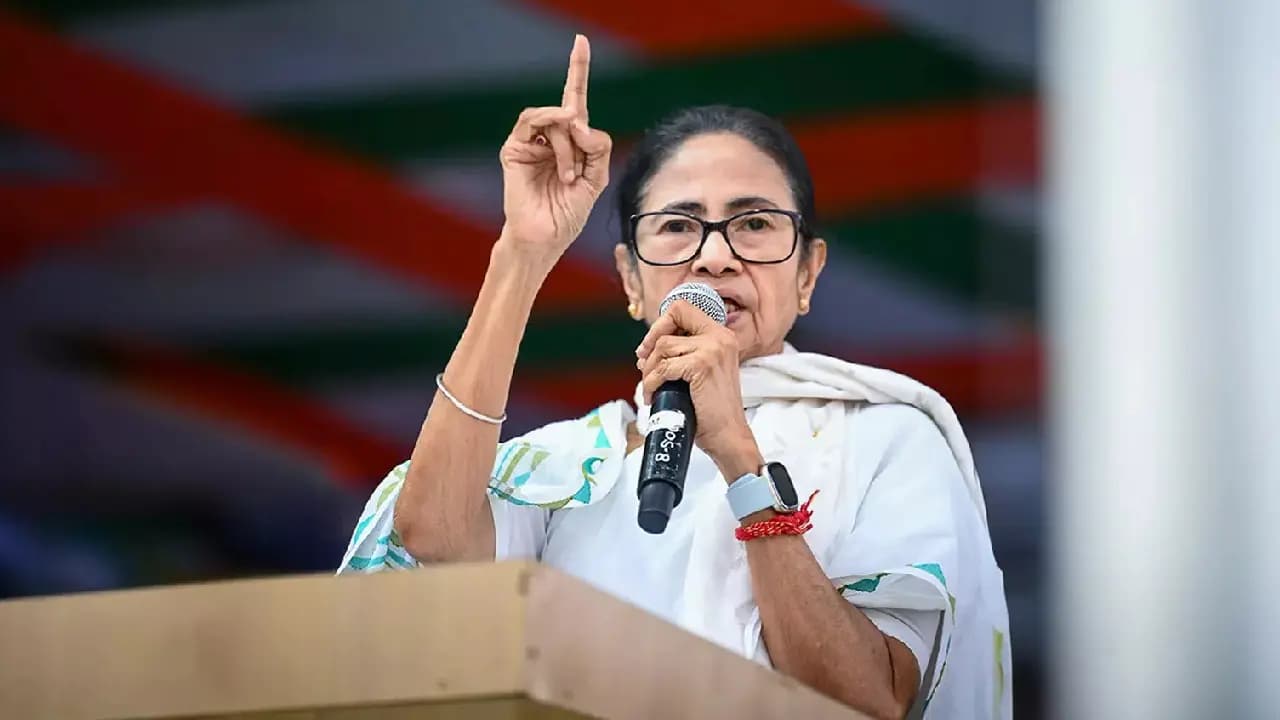 Bengal Election 2026: Mamata Banerjee slams BJP at Suti