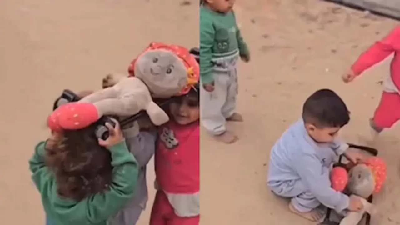 Children In Gaza Organise Funeral For A Dol