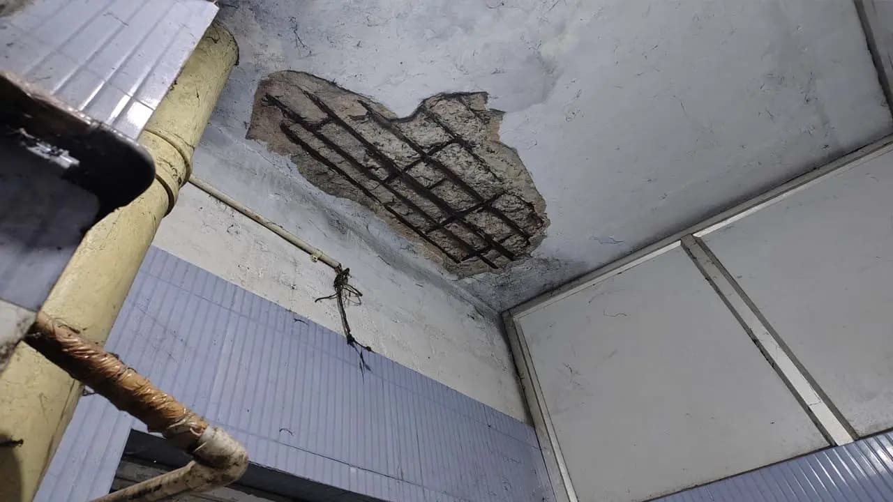 Slab from NRS CCU ceiling collapses
